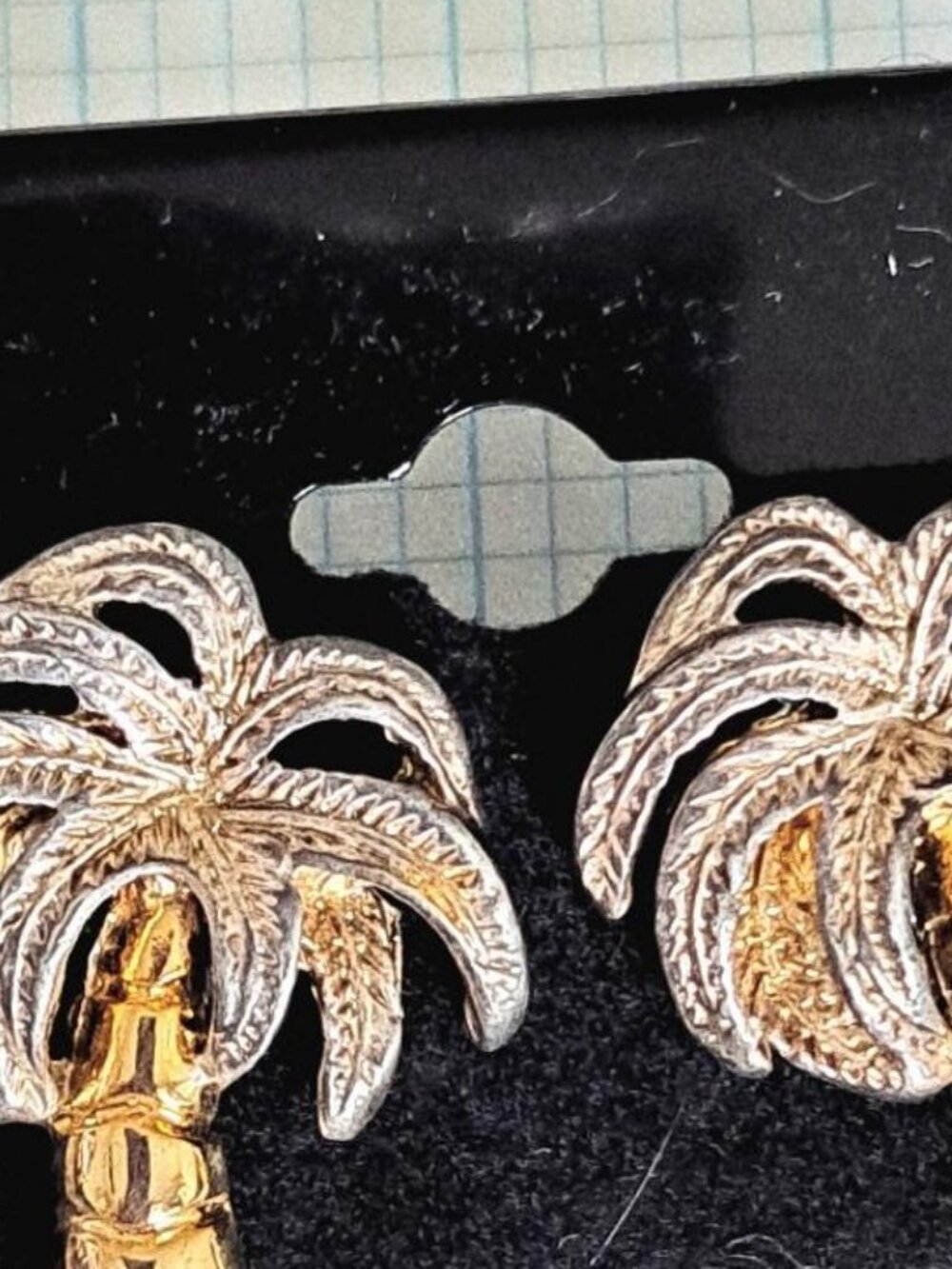 Capri palm tree stud earrings